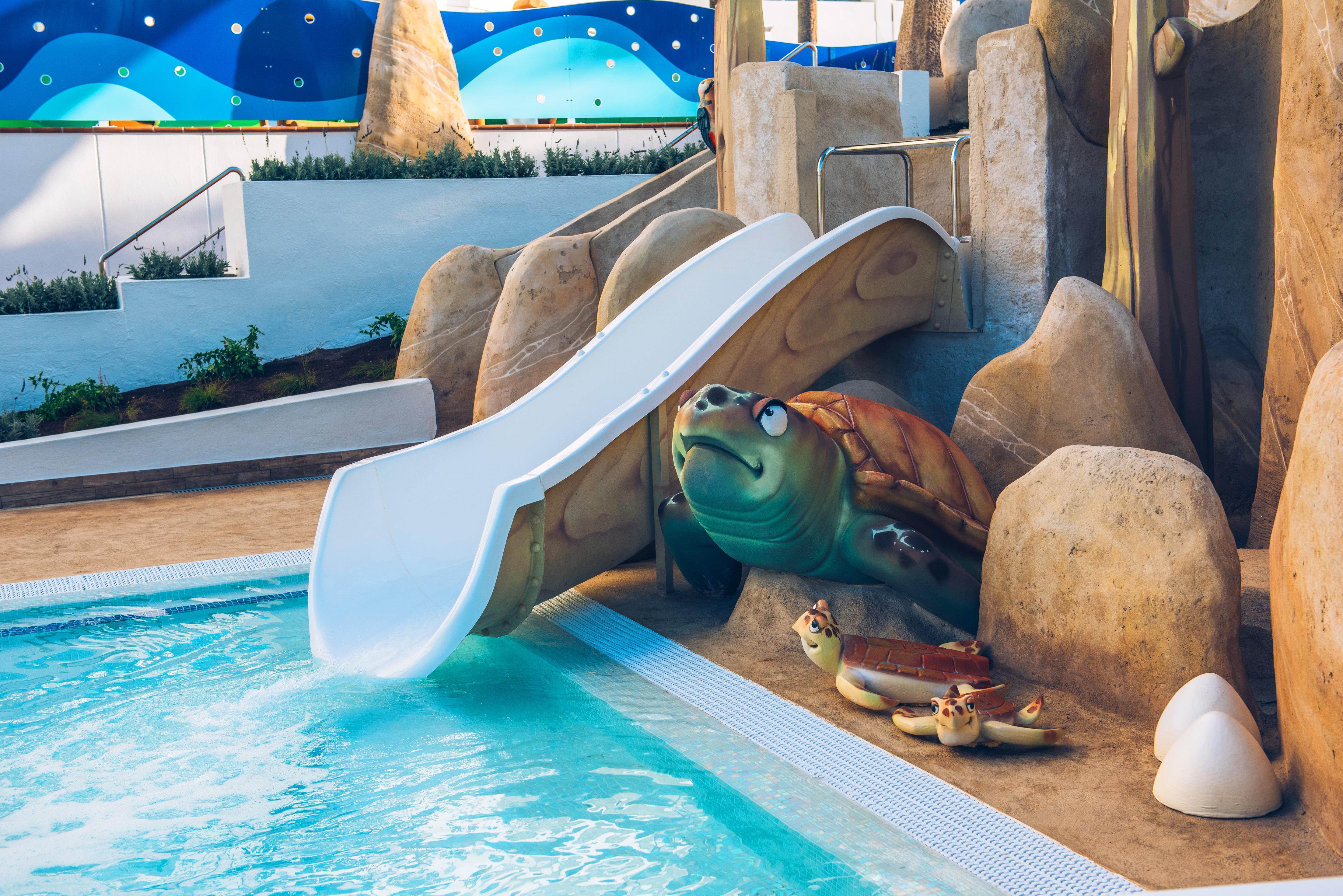 Iberostar Waves Bouganville Playa Hotel