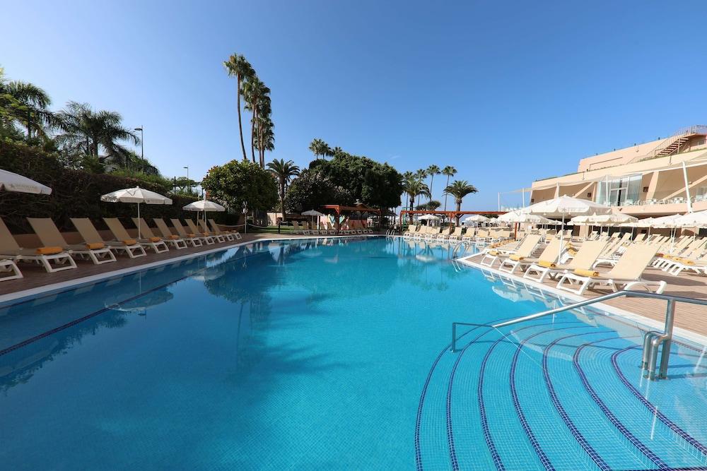 Iberostar Waves Bouganville Playa Hotel